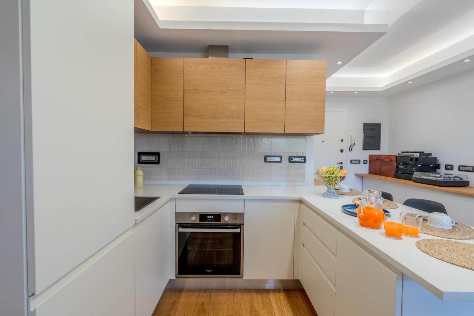 Luxury In Olbia, Terrazza & Cinema Apartment Olbia